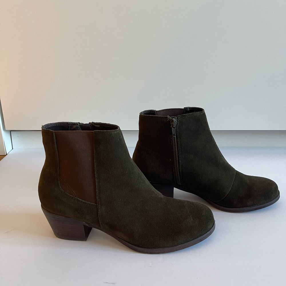 Market & Spruce Dark Olive Ankle Booties